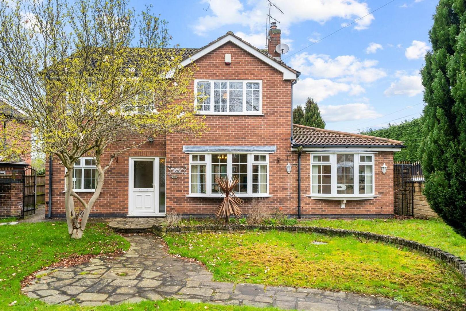 Spacious 5 Bedroom House ノッティンガム エクステリア 写真